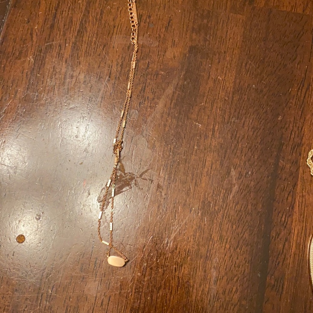 Kendra Scott chocker necklace (rose gold)